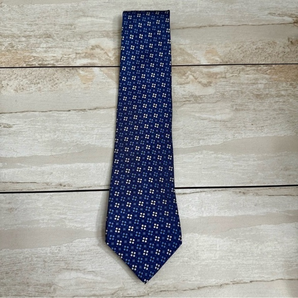 Emanuel Ungaro Blue Geometric Silk Tie Corporate Office Work Wear Classic Style